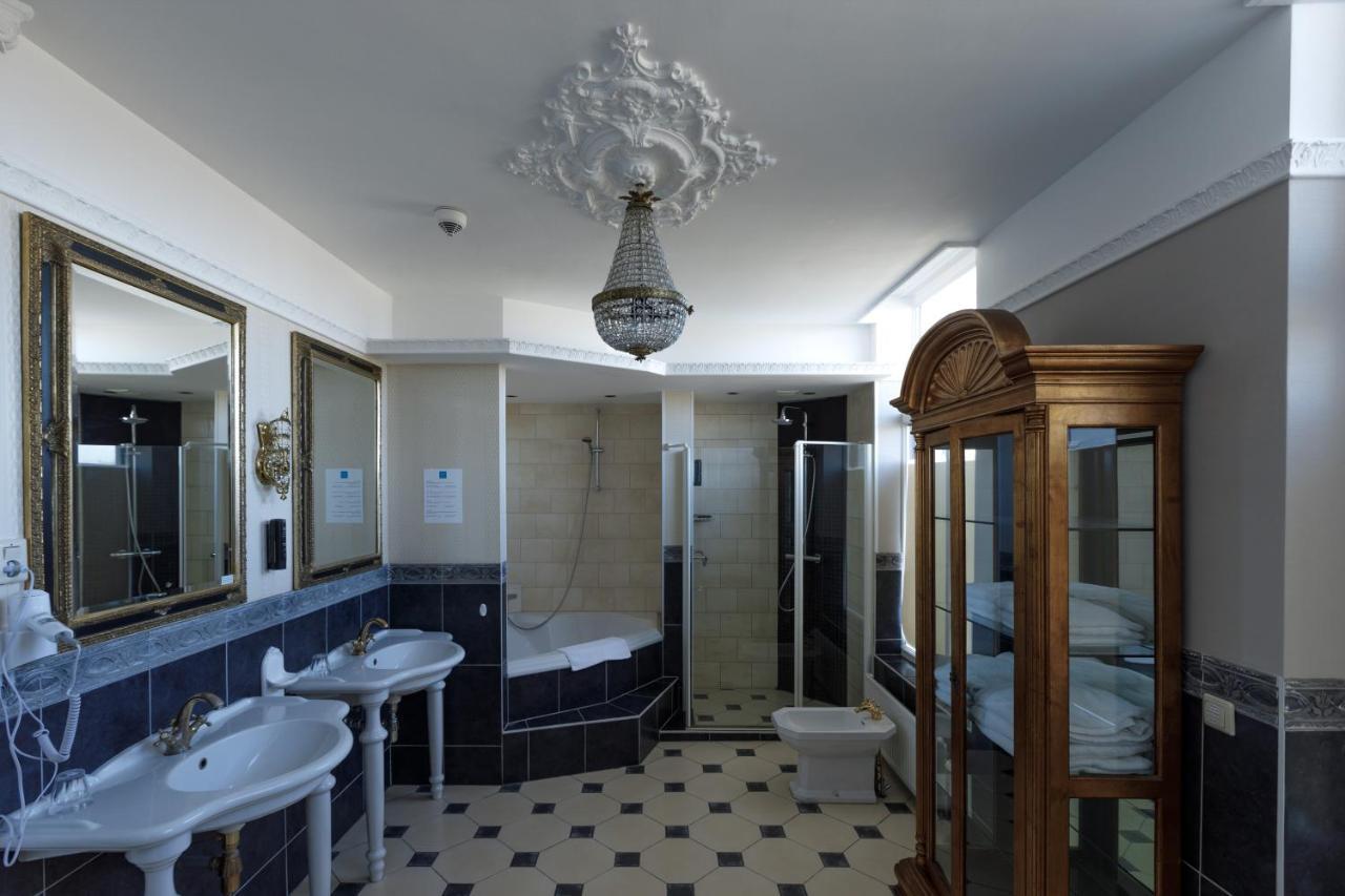 Boutique Hotel Puur Zee - Adults Only Вайк ан Зее Екстериор снимка
