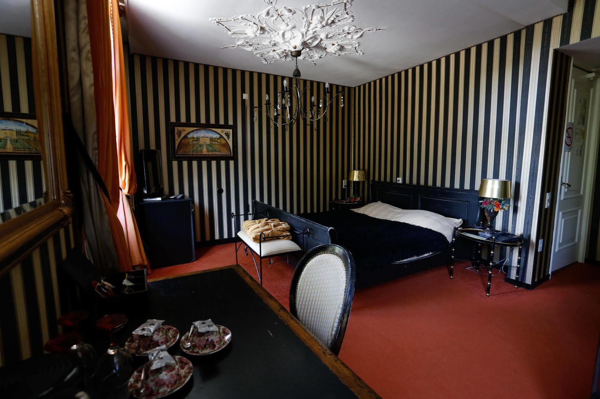 Boutique Hotel Puur Zee - Adults Only Вайк ан Зее Екстериор снимка