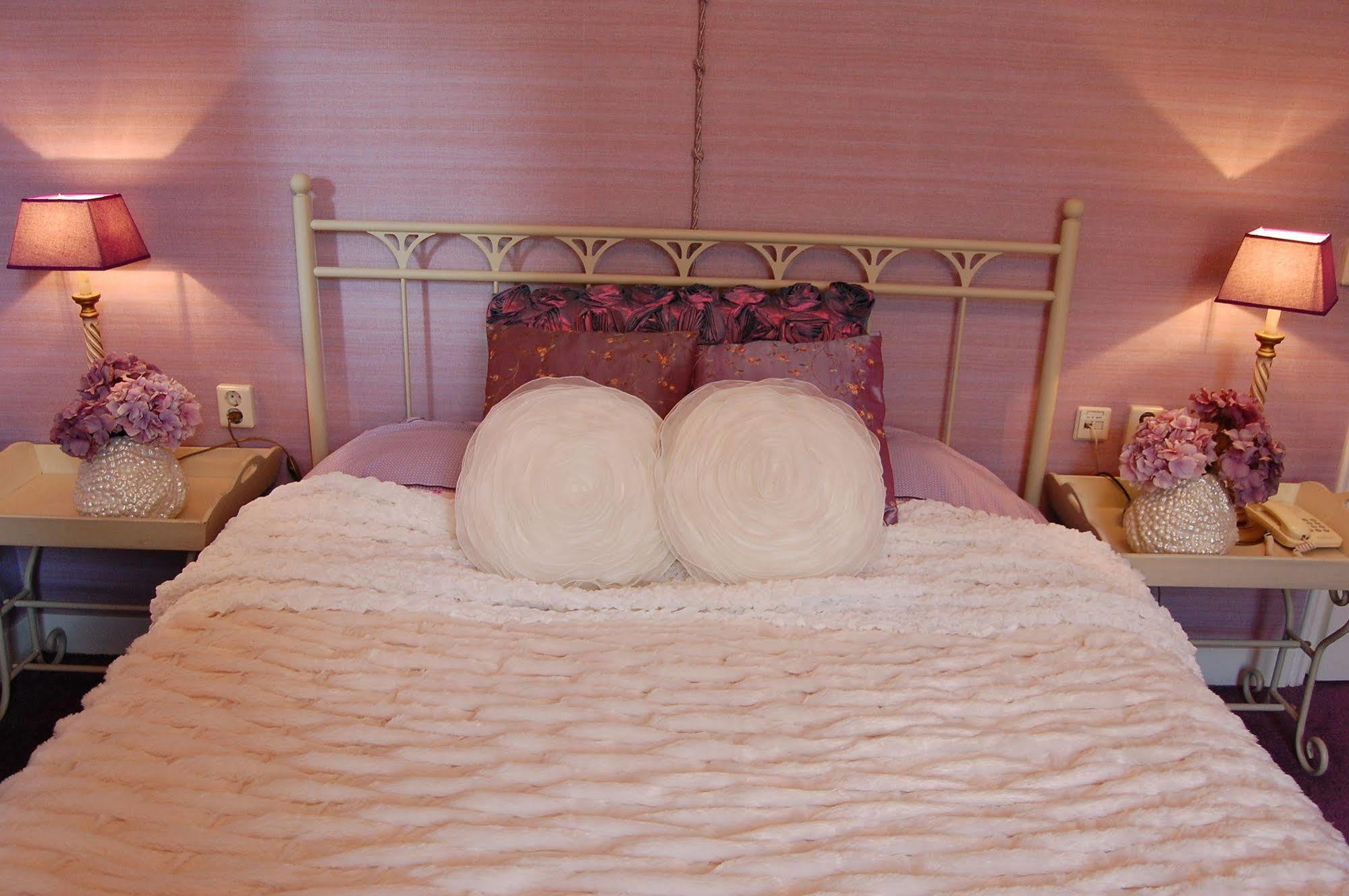 Boutique Hotel Puur Zee - Adults Only Вайк ан Зее Екстериор снимка